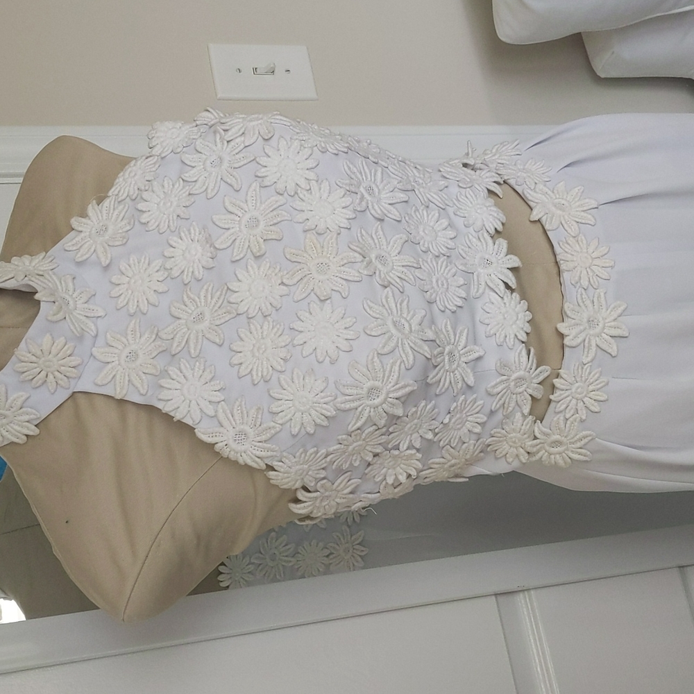 Vintage White Jumpsuit Flower details - Picture 5 of 8